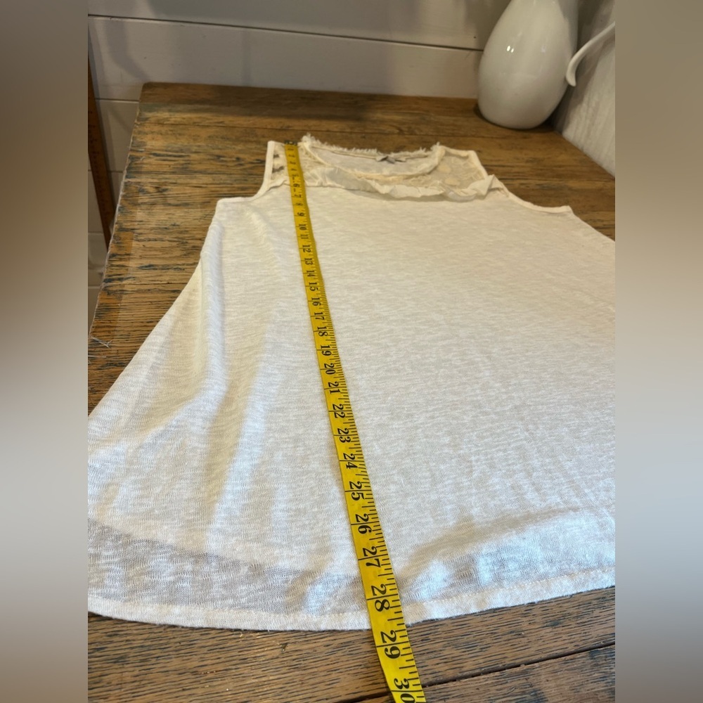 BELLAMBRA Cream Sleeveless Lace Detail Top Size M - Picture 9 of 11
